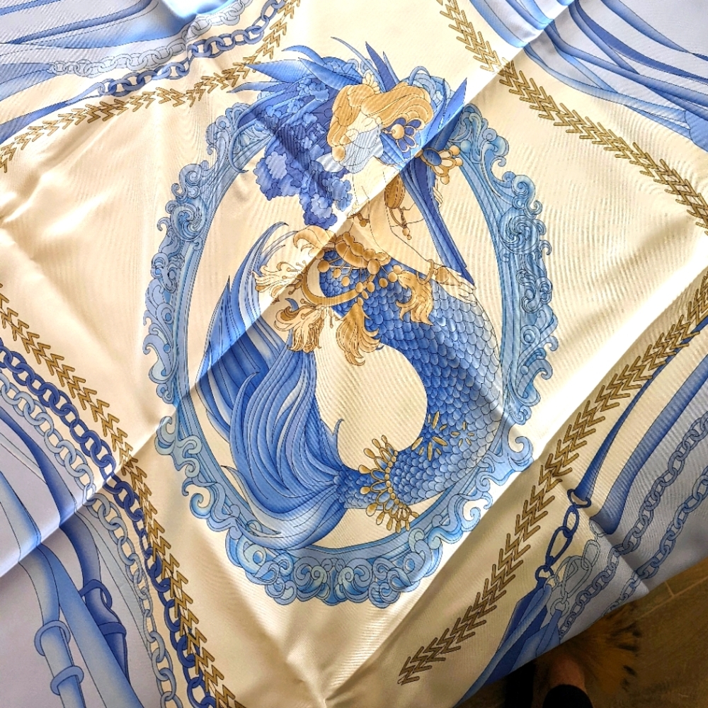 Wensli mermaid scarf